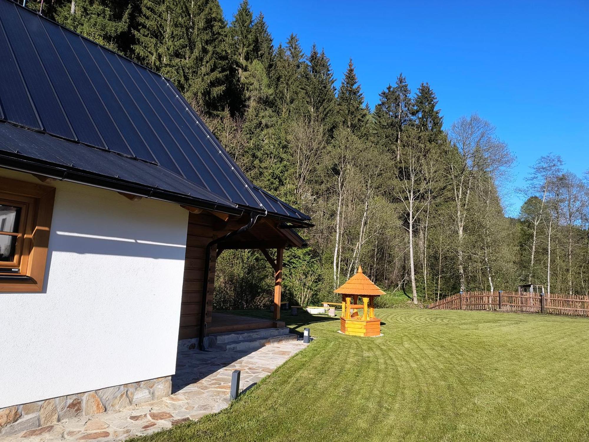 Roubenka U Potoka Villa Velké Karlovice Exteriör bild